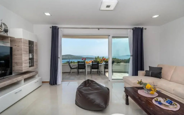 Villa Confido Luxury Apartment 01
