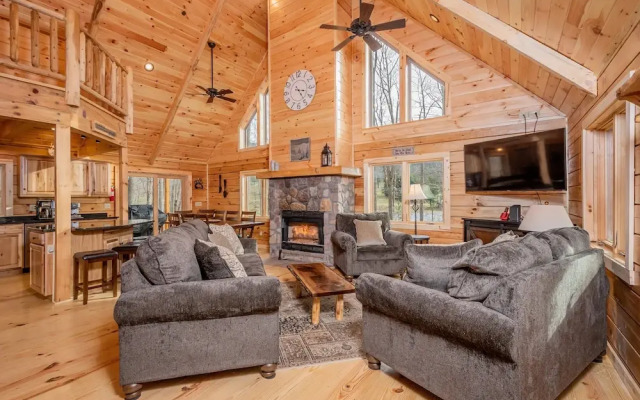 Wander Inn by Taylor Made Deep Creek
