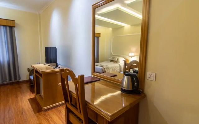 Ever Treasure Hotel