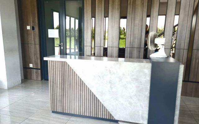 Hotel O cikarang Serviced apartment at Riverdale