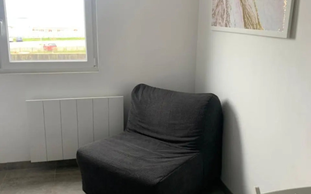 Studio Vue Sur Mer Classe 3 Etoiles, Calais