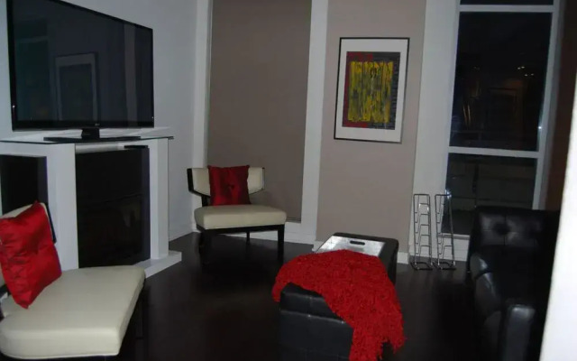 Luxury Downtown Water Front Condo offered by Short Term Stays