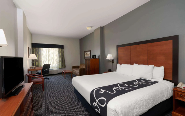 La Quinta Inn & Suites by Wyndham Rifle