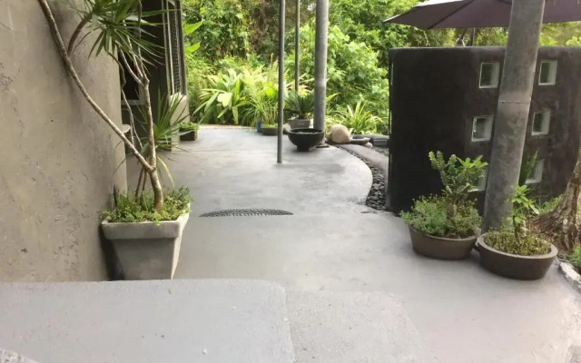 Earthship Daintree