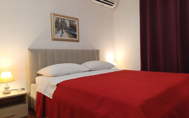 Apartments Ljilja