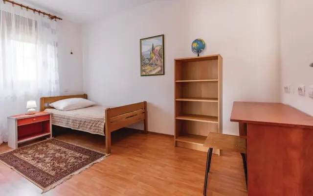 Stunning Apartment in Pula With Wifi and 2 Bedrooms