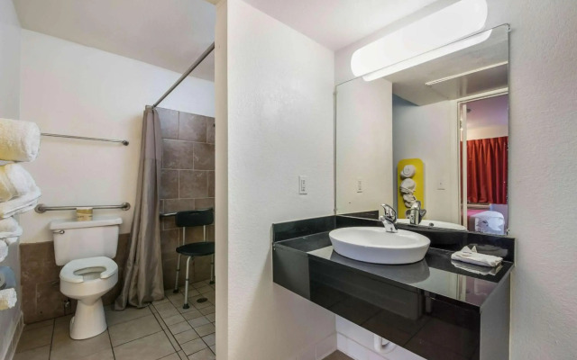 Motel 6 Bessemer, AL - Birmingham