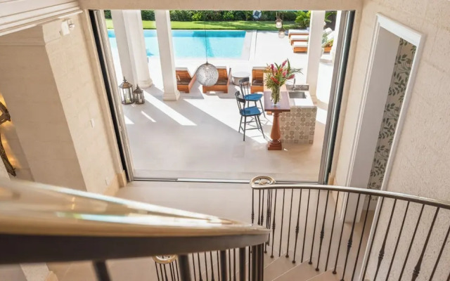 Villa Tamarindo - by Zenbreak