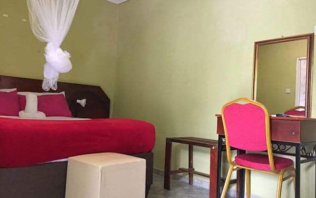 Island Avenue Guest House
