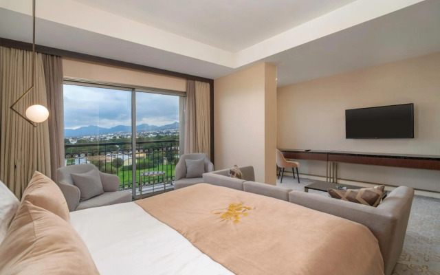 Cratos Premium Hotel Casino & SPA