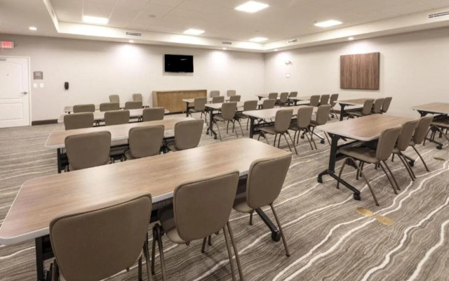 Staybridge Suites Charlotte – Tyvola by IHG