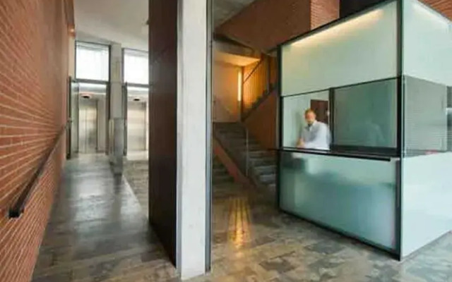 Barcelona Apartment Republica