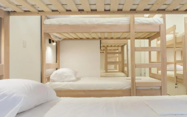 Gravitas Hostel