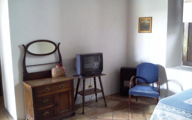 Hotel Hostal El Farol