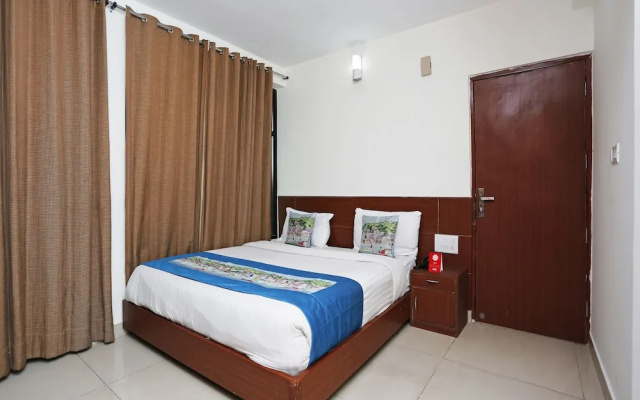 OYO 8767 Hotel Landmark