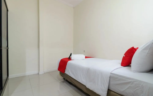Residences by RedDoorz near Setiabudi One Mall