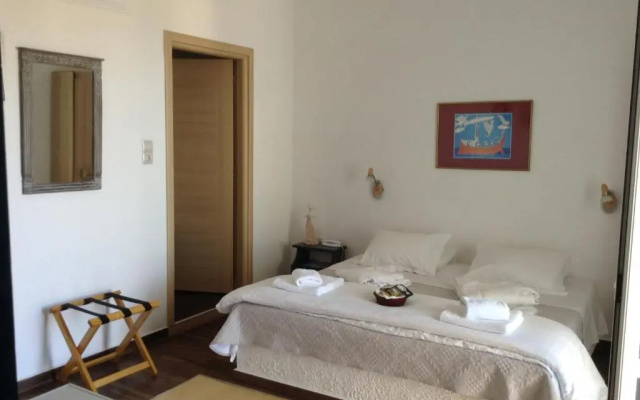 Hotel Akrotiri
