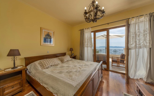 Stunning Home in Kostrena With Sauna, Wifi and 4 Bedrooms