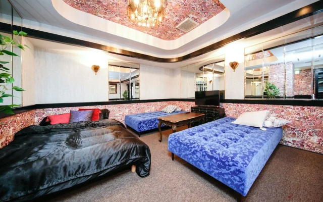 Shinobazu Hotel 6A