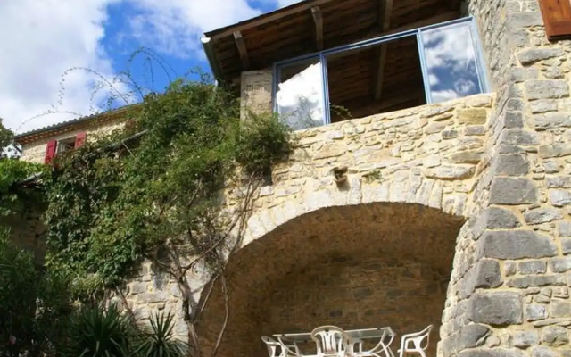 Hilltop Stay Near Beaulieu