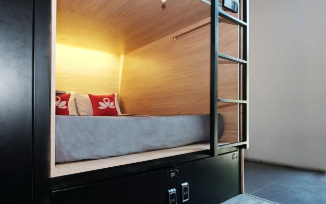 ZEN Hostel Juanda Airport