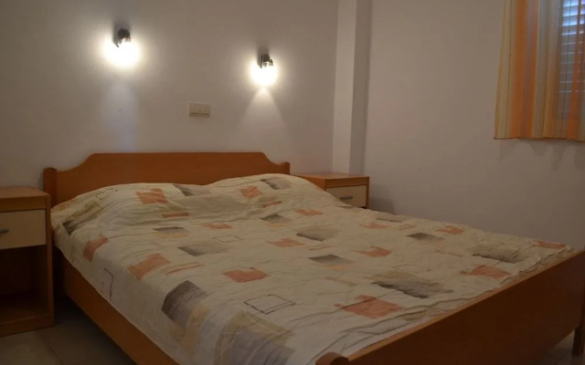 Apartments Davor
