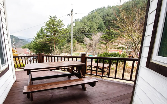 Gangneung Sanarae Pension