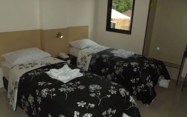 Manado Inn Hotel