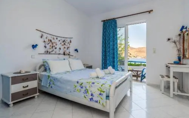 Marina Rooms