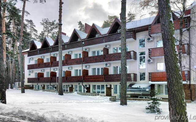 Ukraina Hotel Черкассы вид на фасад