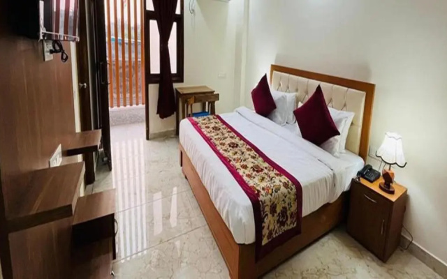 FabHotel Corporate Town