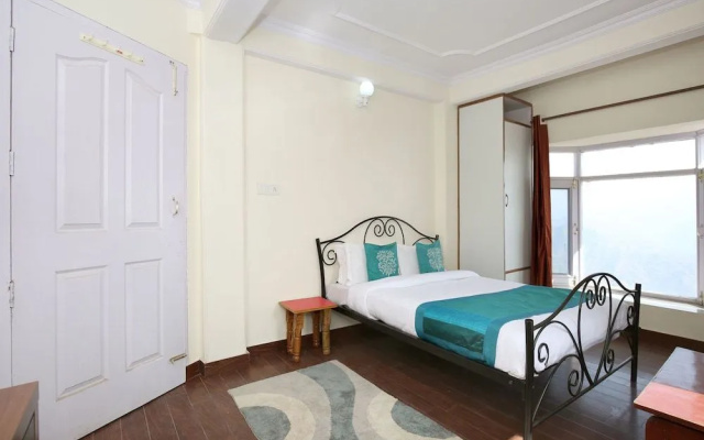 OYO Home 9897 Elegant 3BHK