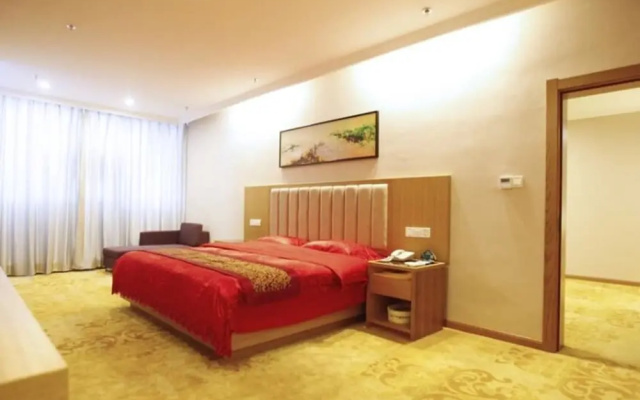 GreenTree Inn Yancheng Dongtai Huiyang Road Guofu Hotel