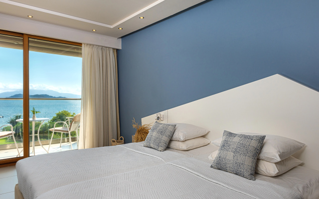 Kassandra Bay Resort, Suites & Spa