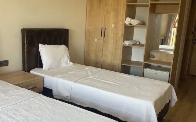 Nemrut Çeşme Otel