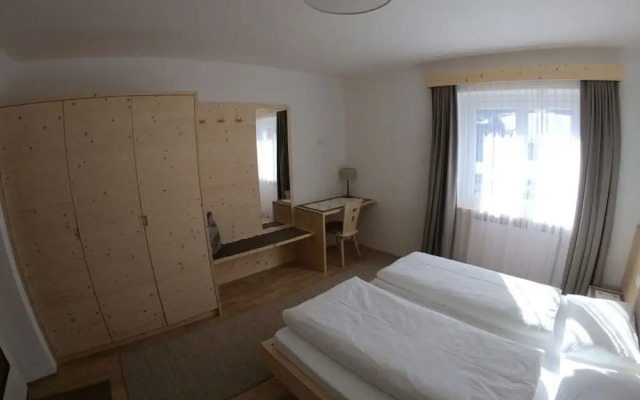 Lovely Apartment in St. Ulrich in Groden