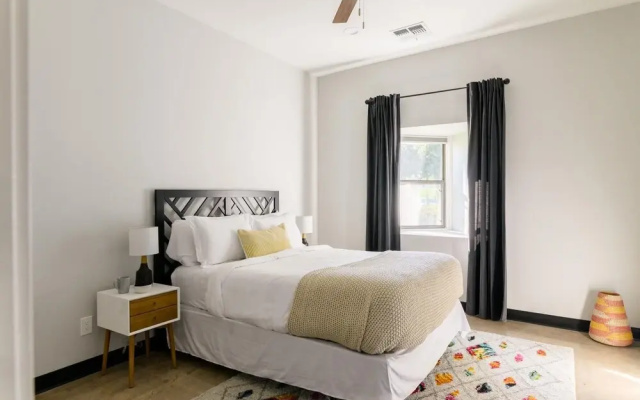 E Main St Unit A - Luna