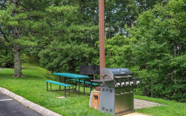Tucked Inn 2101 by Jackson Mountain Rentals