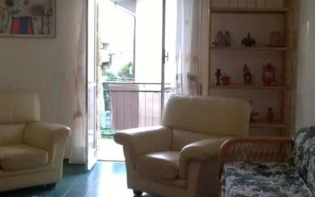 Sara House