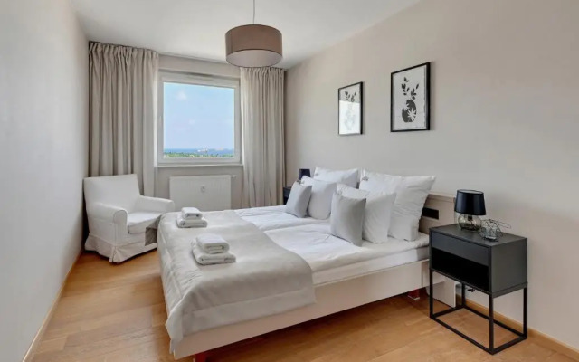Sea Side by Downtown Apartments