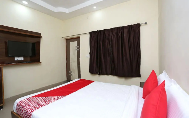 Prince Guest House by OYO Rooms