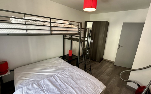 Mountain View Flat for 5 in Mont-dore