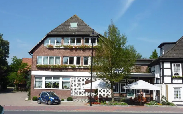 AKZENT Hotel Zur Wasserburg , bed & breakfast