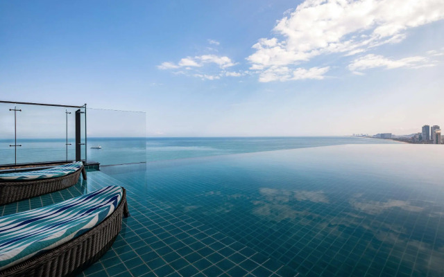 Radisson Hotel Danang