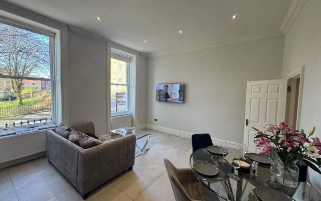 Full Apartment With Secure Parking Great Views