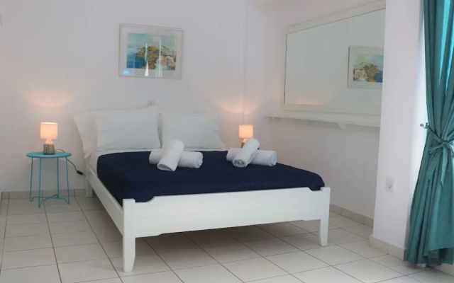 Down Town Appartment near Beach & Harbour in Agios Nikolaos
