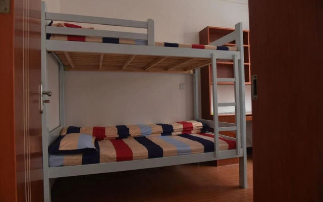 Zhangjiajie Fly Youth Hostel