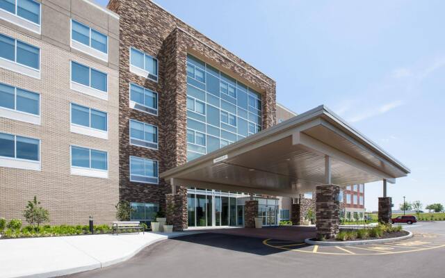 Отель Holiday Inn Express & Suites Indianapolis NE - Noblesville вид на фасад