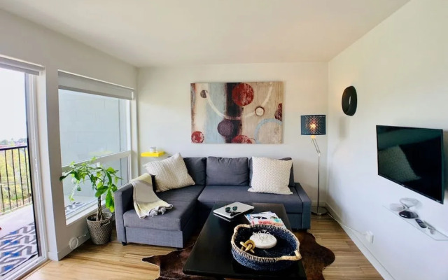 Centrally Located-Water Views