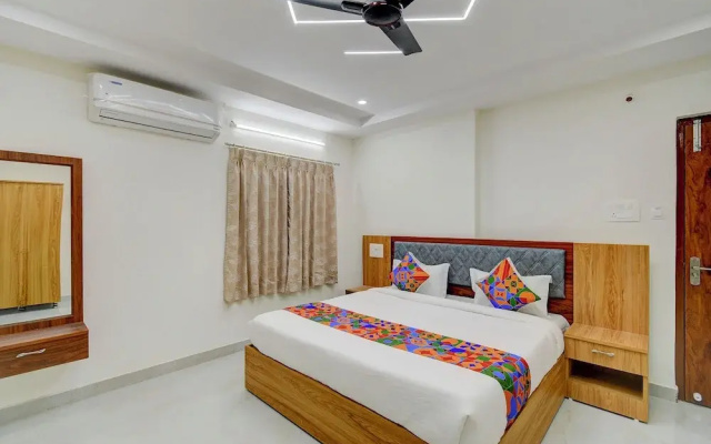 Fabhotel Dharani Grand Madhapur